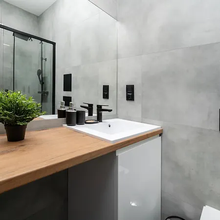 Drewnowska Modern Space By Bookinghost Apartment *