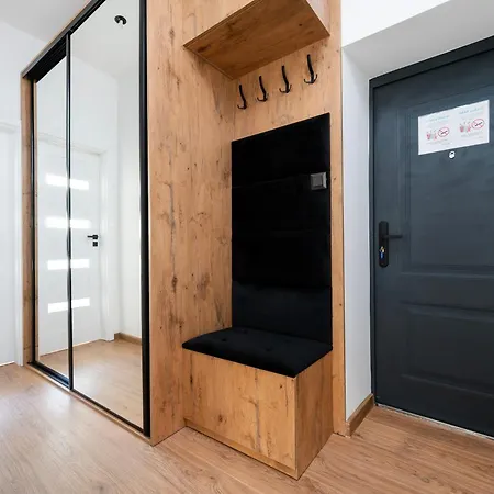 Drewnowska Modern Space By Bookinghost Lägenhet *