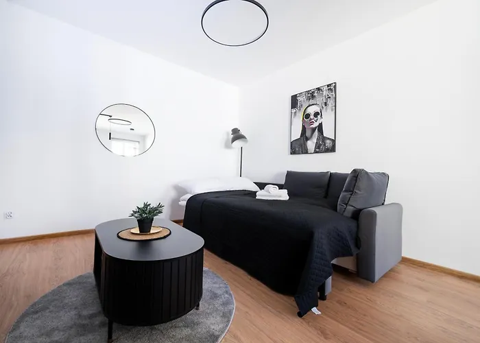 Lägenhet Drewnowska Modern Space By Bookinghost Łódź