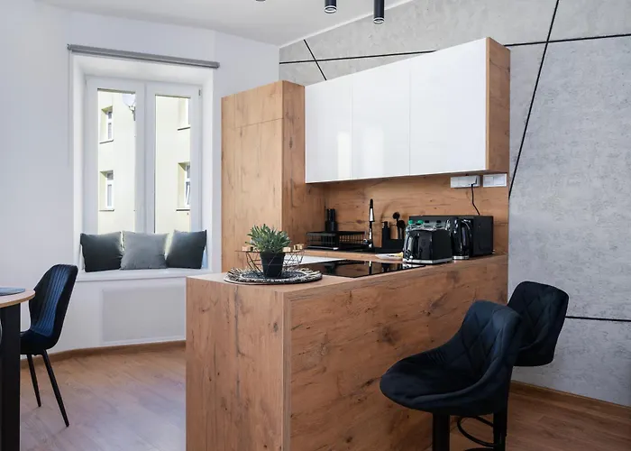 Lägenhet Drewnowska Modern Space By Bookinghost *